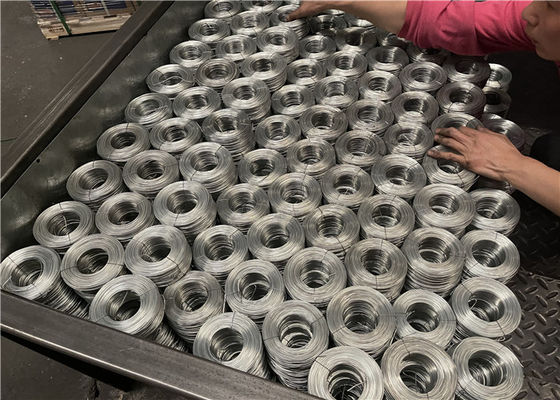 1.8mm 1kg Per Coil Building Bwg8 Hot Dipped Galvanized Iron Wire